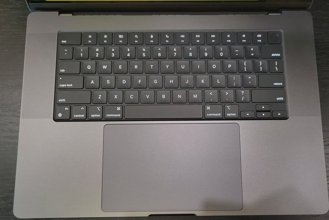 Apple MacBook Pro 16" (2023) M3 Pro 36/512GB