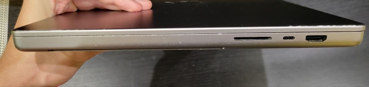 Apple MacBook Pro 16" (2021) M1 Pro 32/512GB Silver