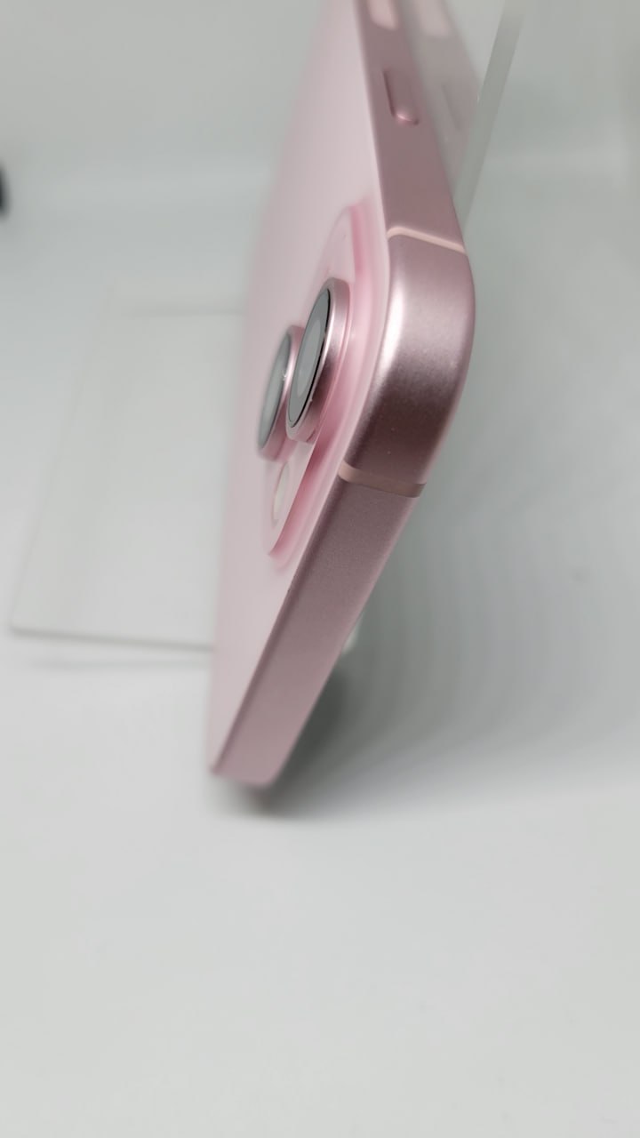 Apple iPhone 15 128GB Pink (Neverlock)