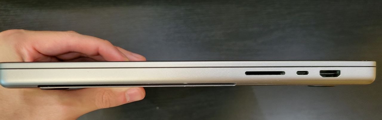 Apple MacBook Pro 16" (2021) M1 Pro 16/512GB Silver