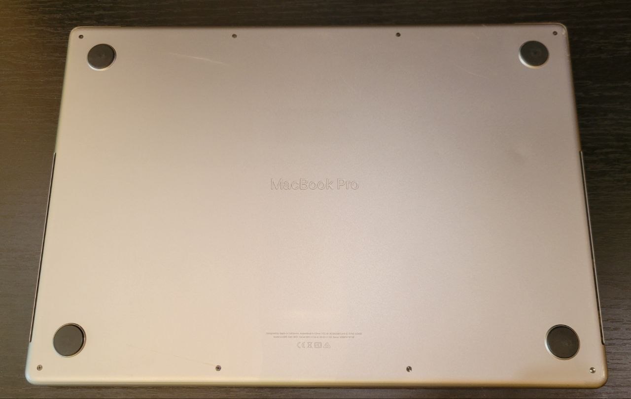 Apple MacBook Pro 16" (2021) M1 Pro 16/512GB Silver