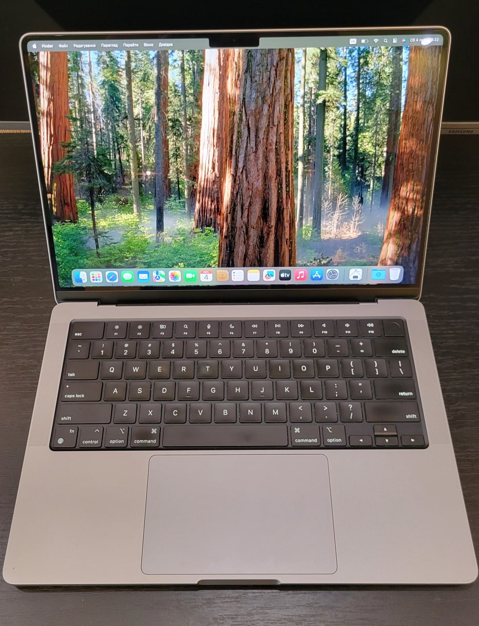 Apple MacBook Pro 14" (2021) M1 Pro 16/512GB Silver