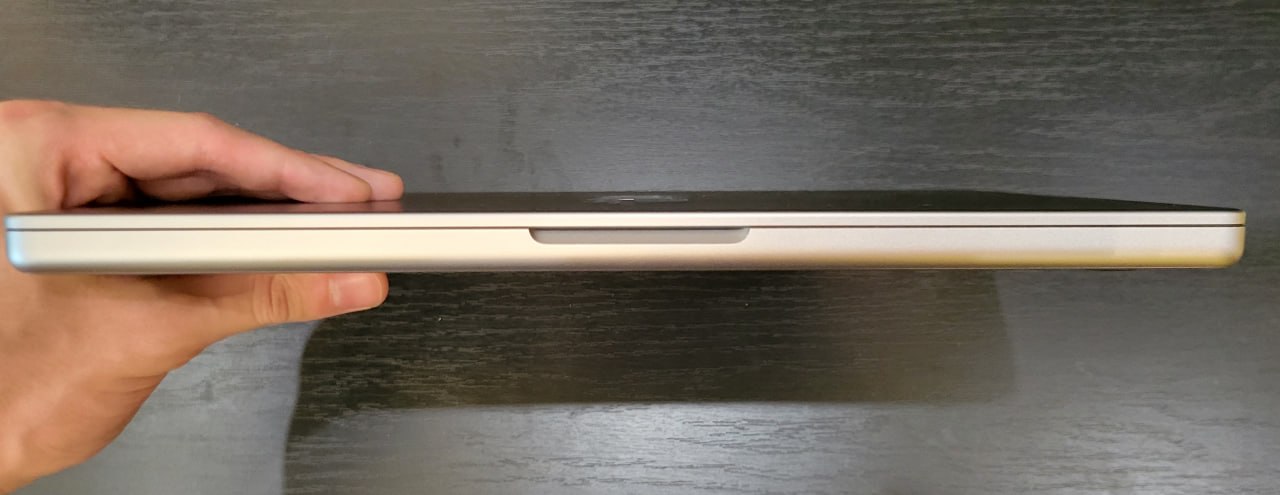 Apple MacBook Pro 14" (2021) M1 Pro 16/512GB Silver